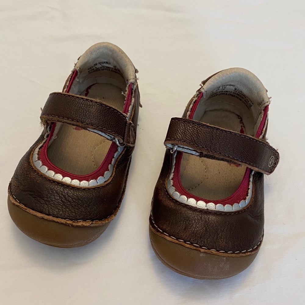 VGUC Stride Rite Savannah Mary Janes Size 3.5